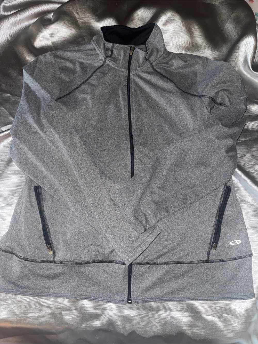 Women’s DUODRY+ XXL runs small fits like a L Gray Quarter-Zip Performance Jacket
